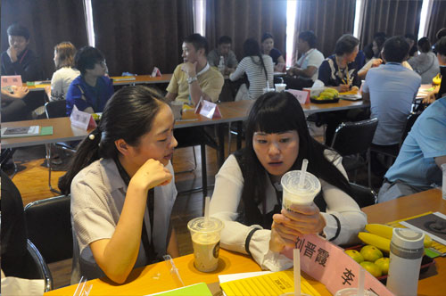 奇异鸟茶饮峰会