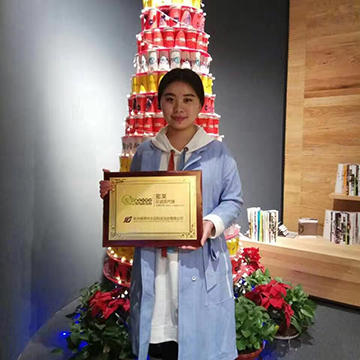 英国留学生回国做起蜜菓奶茶店加盟生意
