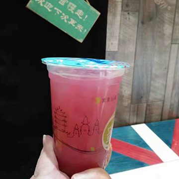 企业白领开蜜菓奶茶加盟店怎么样