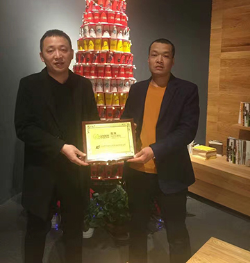 宁先生和曹先生成功签约运城蜜菓加盟店