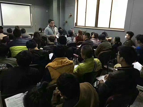 奶茶培训哪家好？奇异鸟奶茶加盟商培训进行中